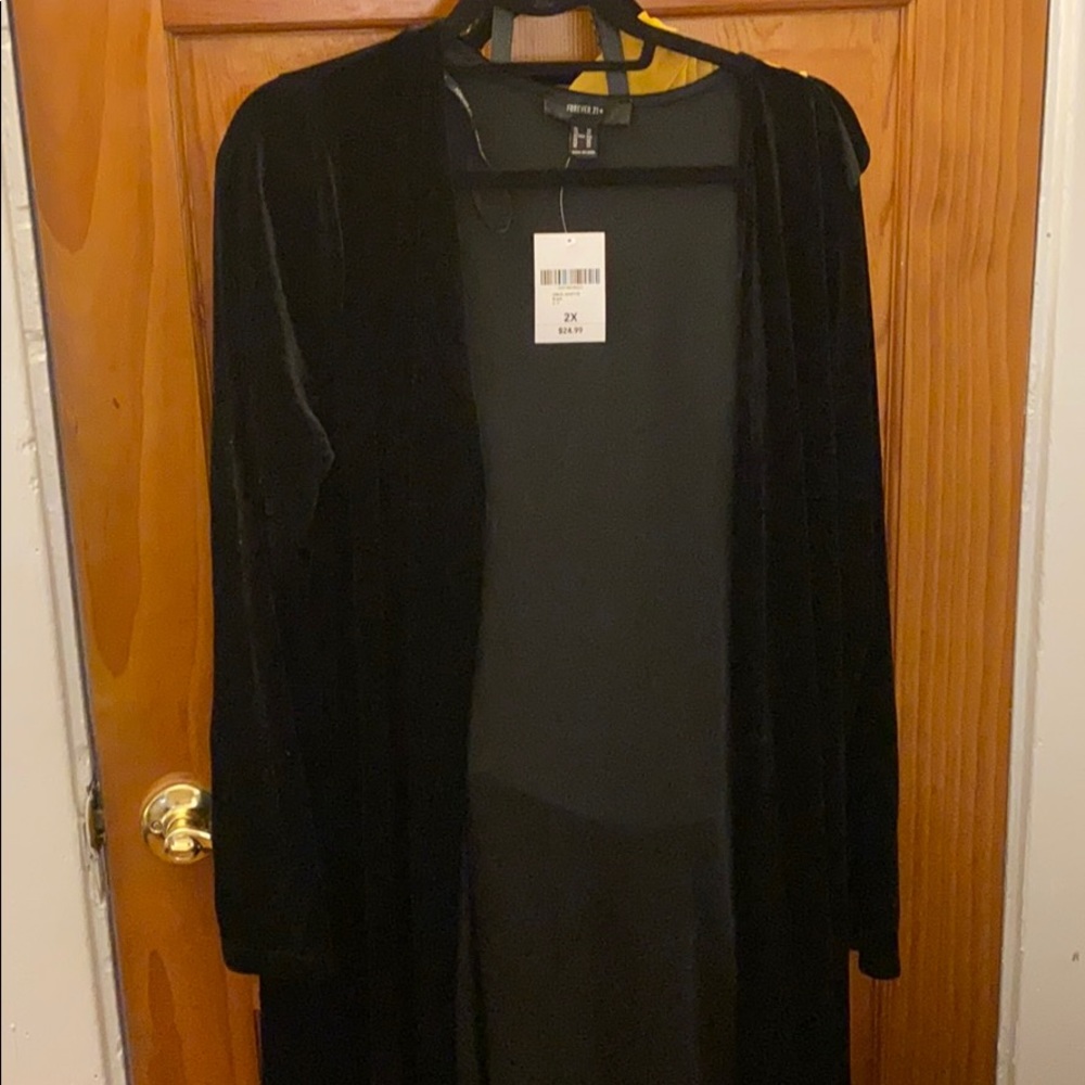 NWT Forever 21+ Long Velvet Cardigan